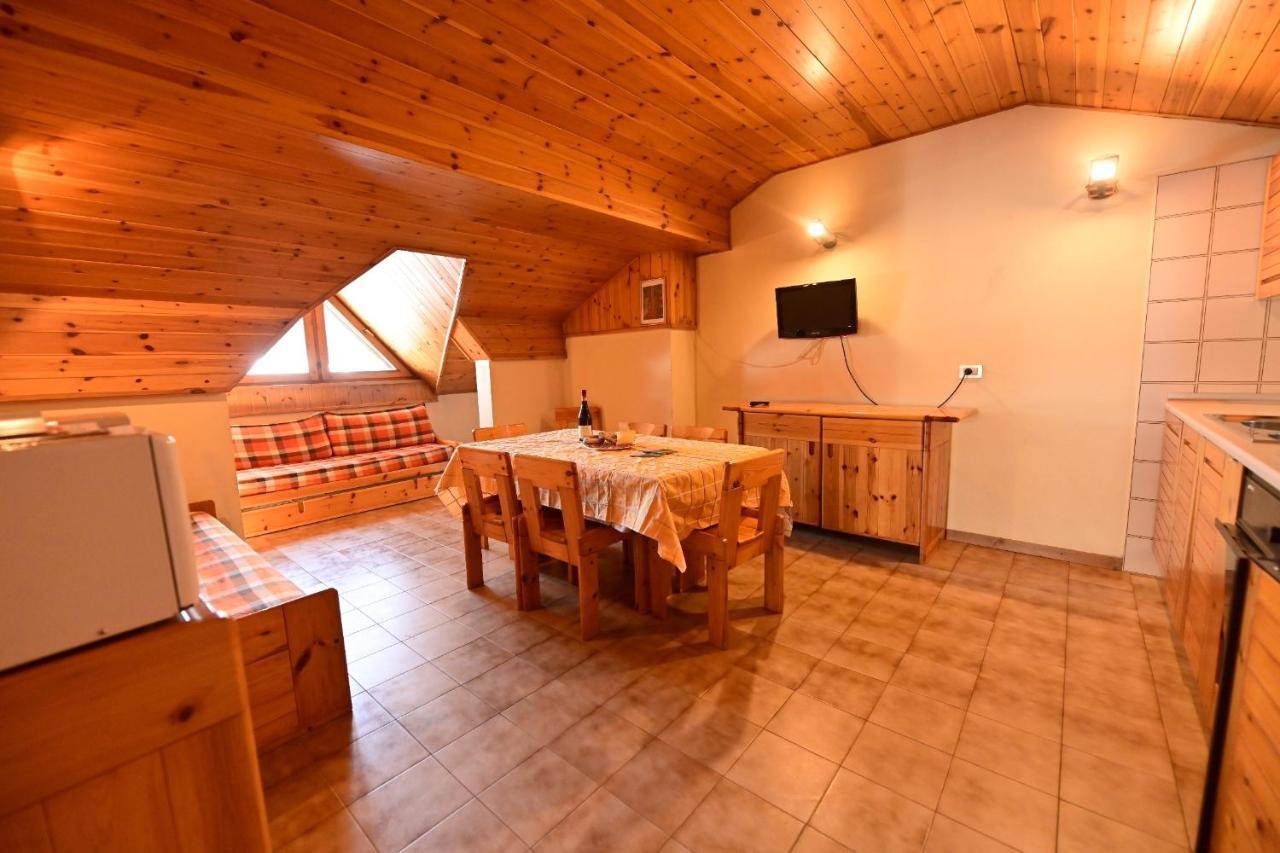 Residence Raethia Tra Bormio E Livigno Pradelle Eksteriør billede