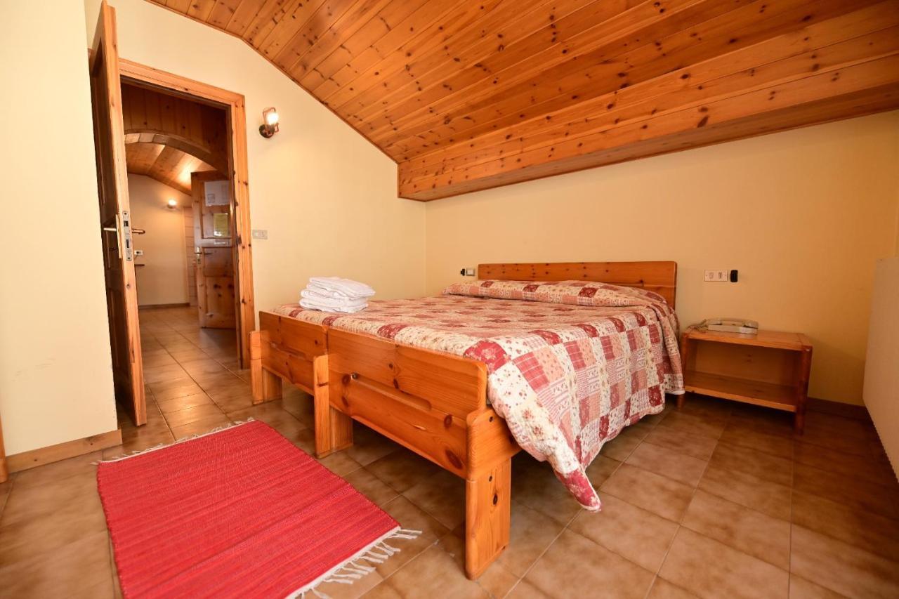 Residence Raethia Tra Bormio E Livigno Pradelle Eksteriør billede