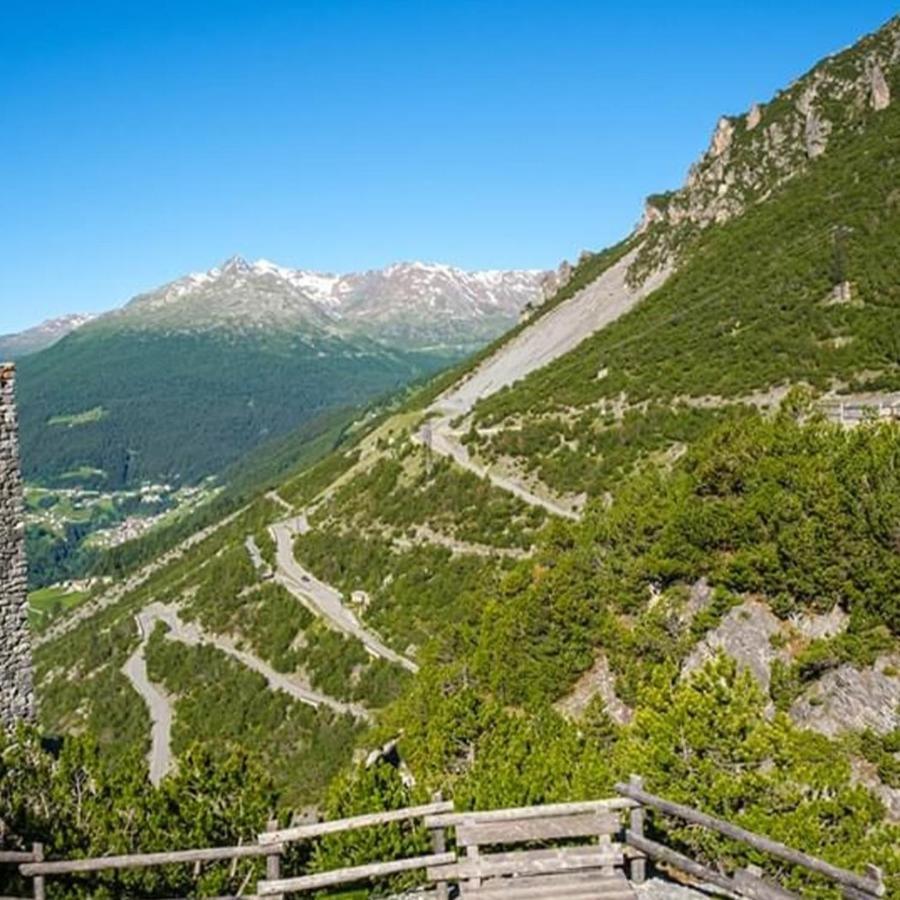 Residence Raethia Tra Bormio E Livigno Pradelle Eksteriør billede