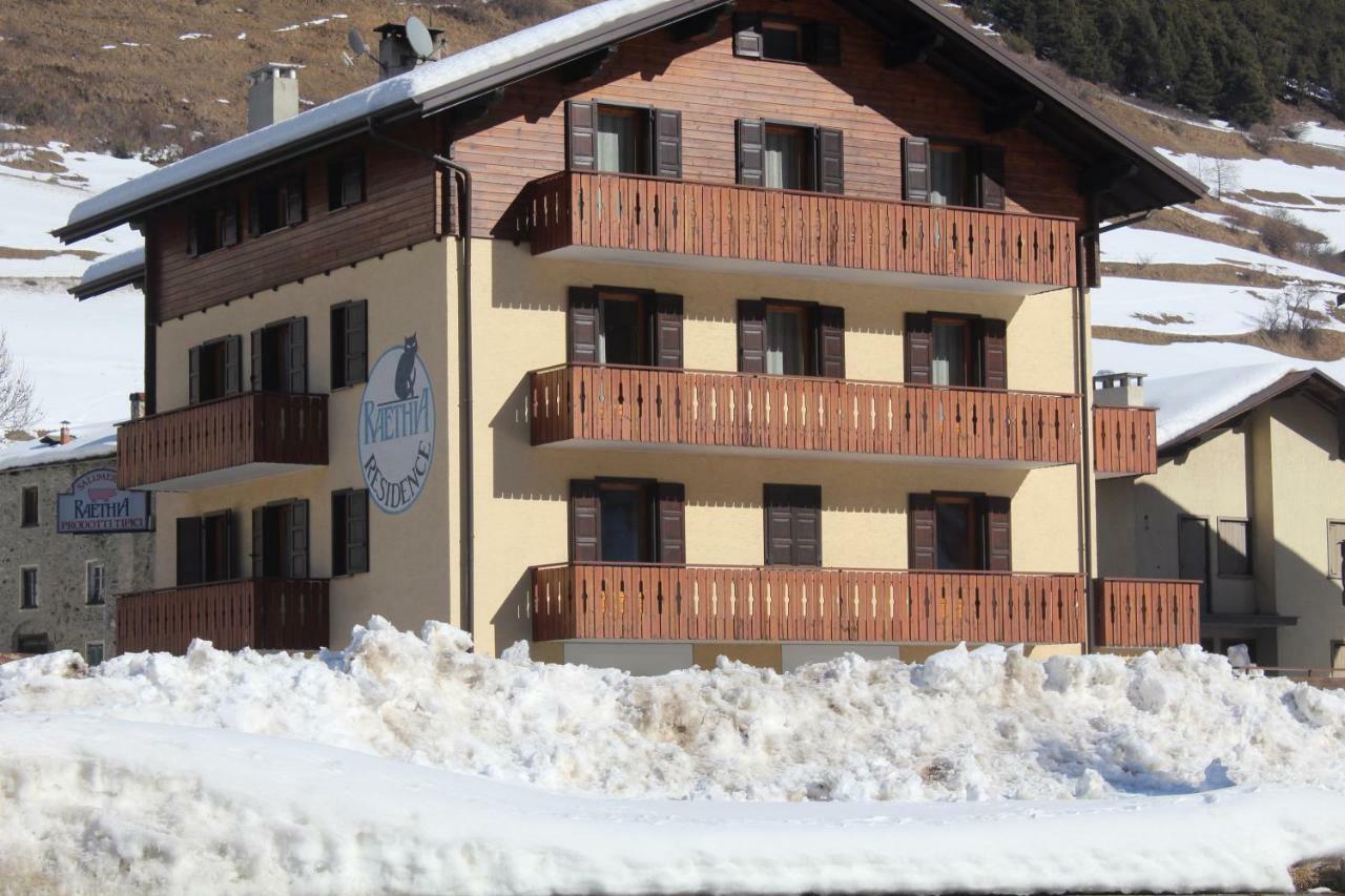 Residence Raethia Tra Bormio E Livigno Pradelle Eksteriør billede