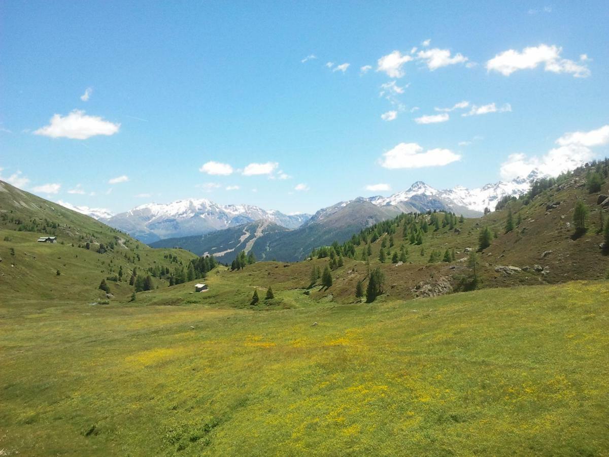 Residence Raethia Tra Bormio E Livigno Pradelle Eksteriør billede