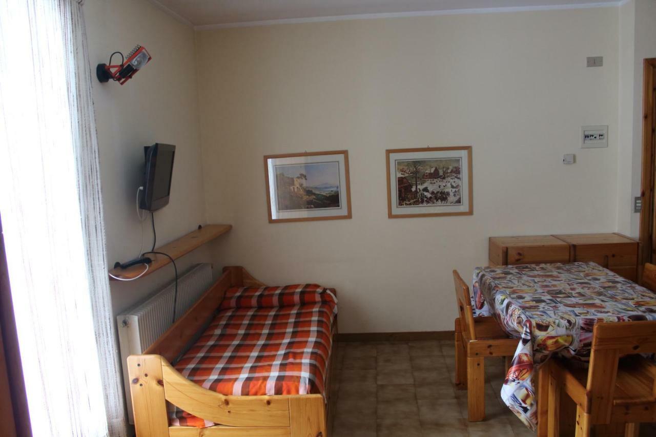 Residence Raethia Tra Bormio E Livigno Pradelle Eksteriør billede